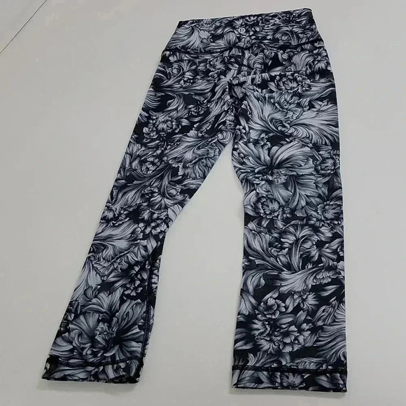 Lululemon Wunder Under Crop (High-Rise) *Full-On Luxtreme 21"Night Garde… - Picture 9 of 15